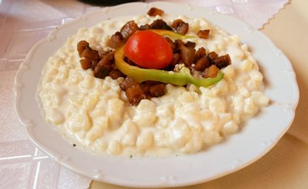 Sztrapacska, traditional slovakian food served in a restaurantの写真素材