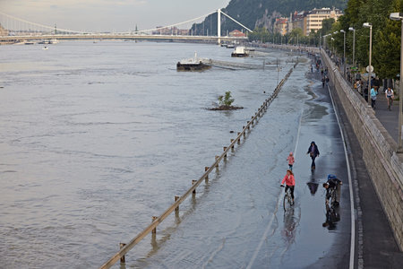 BUDAPEST, HUNGARY - JUNE 6: People at the flooding river Danube, June 6th 2013. Record breaking water level is expected in a few days.のeditorial素材