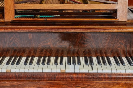 Old Piano Closeupの写真素材