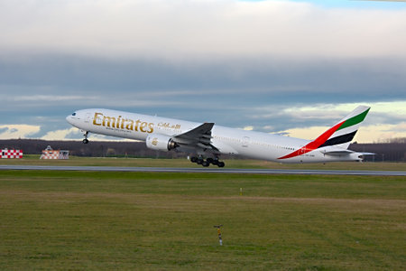 Plane taking offのeditorial素材