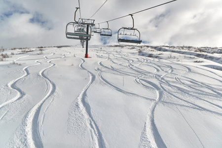 Ski Slope with Fresh Curves, Deep Snowの写真素材