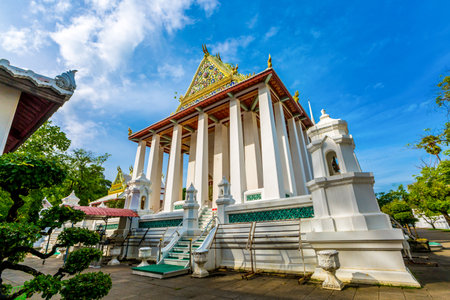 Stunning Religious Art and Architecture of an Ancient Chapel at Chaloem Phrakiat Temple , Nonthaburi , Thailandの写真素材