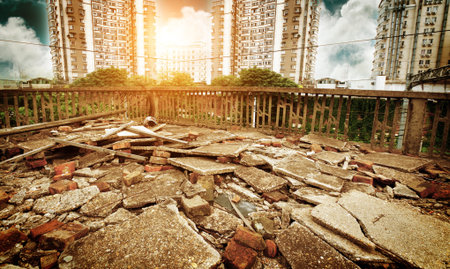 The ruins in the context of modern architecture