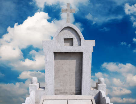 Tombstone in the sky background 
の写真素材