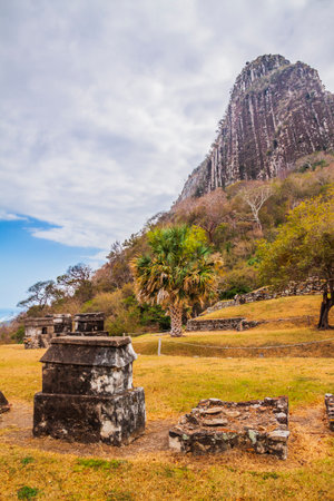 QuiahuiztlÃ¡n Archaeological Site, Veracruz, Mexico. This ancient Totonac settlement on coastal hills features circular plazas, columned walkways, and rock-carved tombs.の写真素材