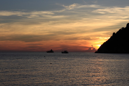 sunset koh nangyuan Thailandの写真素材