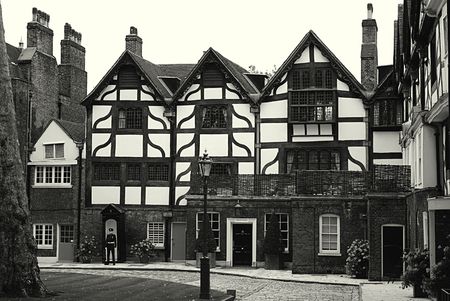 Tower of London in black and white, UKの写真素材