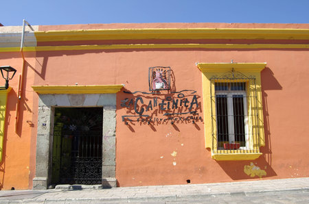 OAXACA - NOVEMBER 28: Street of Oaxaca on November 28, 2011 Mexico. Typical street in colonial Oaxaca, Mexico.のeditorial素材