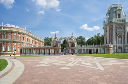 Palace of queen Ekaterina Second Great in Tsaritsino, Moscow, Russiaのeditorial素材