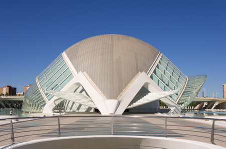 VALENCIA, SPAIN - OCTOBER 08, 2014: L'Hemisferic, a 3D-cinema, planetarium and laserium in the City of Arts and Sciences (Ciudad de las artes y las ciencias) in Valencia, Spainのeditorial素材