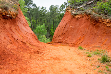 Red rocks in Colorado provencal in Rustrel, Franceの写真素材