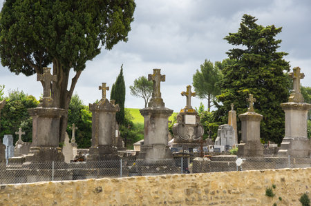 CARCASSONNE, FRANCE - MAY 05, 2015: Old cemetery of city Carcassonne, province Languedoc - Roussillon, Franceのeditorial素材