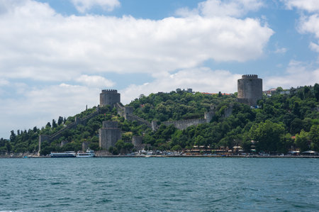 Rumelihisari (also known as Rumelian Castle and Roumeli Hissar Castle) is a fortress located in Istanbul, Turkey, on a hill at the European side of the Bosphorusのeditorial素材