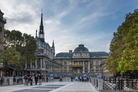PARIS, FRANCE - OCTOBER 11, 2015: The Sainte-Chapelle (Holy Chapel) is a royal chapel in the Gothic style, within the medieval Palais de la Cite, the residence of the Kings of France until the 14th century, on the Cite Island in the heart of Paris, Franceのeditorial素材