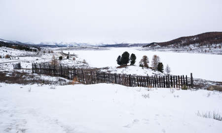View of Ulagan Highlands in Altay mountains in the winter, Siberia, Russiaの写真素材