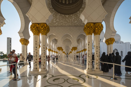 ABU DHABI, UNITED ARAB EMIRATES - 06 DECEMBER, 2018: The Sheikh Zayed Grand Mosque in Abu Dhabi, the capital city of the United Arab Emirates. It is the largest mosque in the countryのeditorial素材