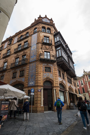 SEVILLE, SPAIN - 08 APRIL, 2019: View of the street in the historical center of Seville, a big tourist center in Spainのeditorial素材