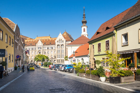 BUDAPEST, HUNGARY - 15 OCTOBER, 2019: View of the historical center of Budapest, capital of Hungaryのeditorial素材