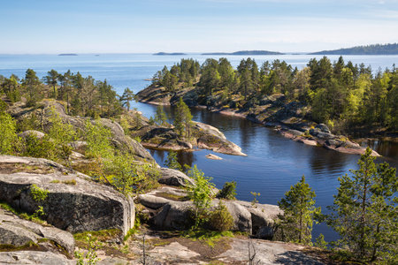 The coast of Lake Ladoga, a freshwater lake located in the Republic of Karelia and Leningrad Oblast in northwestern Russiaの写真素材