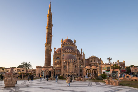 SHARM EL SHEIKH, EGYPT - JANUARY 20, 2022: Al Sahaba Mosque in the old market of Sharm el-Sheikh, Egyptの写真素材