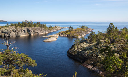 The coast of Lake Ladoga, a freshwater lake located in the Republic of Karelia and Leningrad Oblast in northwestern Russiaの写真素材