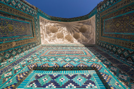 Mausoleum of Shah-i-Zinda (meaning "The Living King"), a necropolis in Samarkand, Uzbekistan. The Shah-i-Zinda Ensemble includes mausoleums and other ritual buildings of 11th â 15th and 19th centuriesの写真素材
