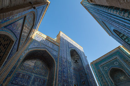 Mausoleums of Shah-i-Zinda (meaning "The Living King"), a necropolis in Samarkand, Uzbekistan. The Shah-i-Zinda Ensemble includes mausoleums and other ritual buildings of 11th â 15th and 19th centuriesの写真素材