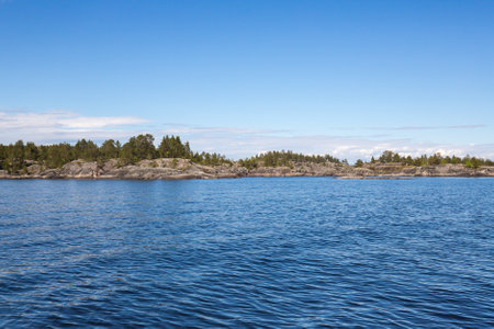 The coast of Lake Ladoga, a freshwater lake located in the Republic of Karelia and Leningrad Oblast in northwestern Russiaの写真素材