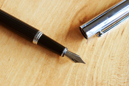 business fountain pen on a desktop in the officeの写真素材