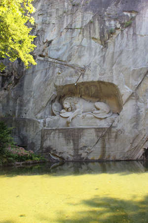 Lucerne, Switzerland, June, 28, 2015: The dying lion statue called Lowendenkmal , a monument to the Swiss Guards of Louis XVI of France, in Lucerne Switzerlandのeditorial素材