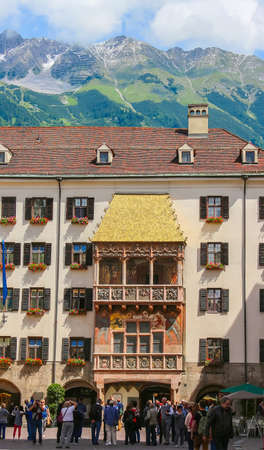 Innsbruck, Austria - June 6 2016: Tourists admiring The Goldenes Dachl or Golden Roof, a landmark in Innsbruck Austria in the middle of the Old Townのeditorial素材