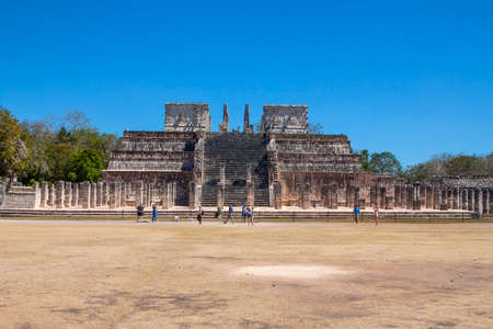 Cbichen Itza, Mexico - February 24, 2017: People visiting the Temple of the warriors and Court of a Thousand columns at Chichen Itza, in Yucatan province in Mexico a Unesco siteのeditorial素材
