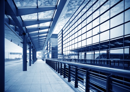 passenger in the shanghai pudong airport.interior of the airport.のeditorial素材