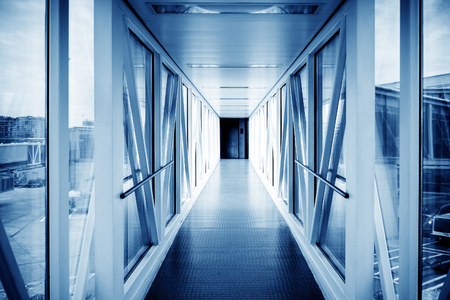 Shanghai Pudong Airport boarding bridge, blue tone map.のeditorial素材