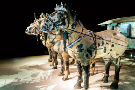 Xi 'an, China - on October 17, 2017: the world's most famous Terra Cotta Warriors Bronze chariot,The eighth wonder of the world?qin shihuang terracotta army is one of the world cultural heritage.のeditorial素材