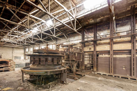 Been abandoned for years waiting for the demolition of the old factoryの写真素材