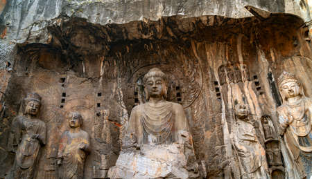 Longmen Grottoes with Buddha's figures are Starting with the Northern Wei Dynasty in 493 AD. It is one of the four notable grottoes in China.のeditorial素材