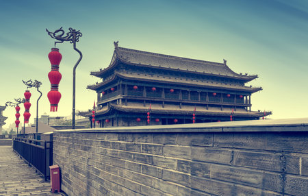 Ancient tower on city wall in Xi'an-Chinaのeditorial素材