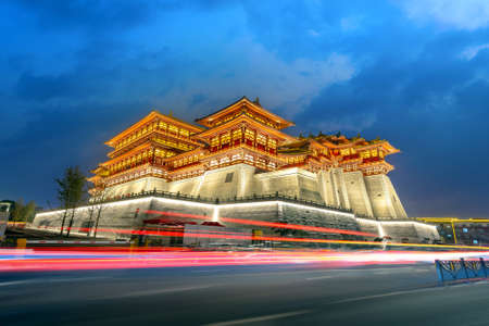 Yingtian Gate is the south gate of Luoyang City in the Sui and Tang Dynasties. It was built in 605.のeditorial素材