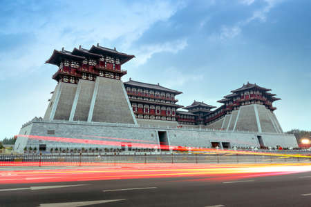 Yingtian Gate is the south gate of Luoyang City in the Sui and Tang Dynasties. It was built in 605.のeditorial素材