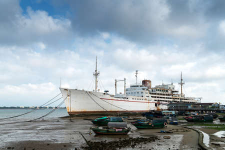 the southern tip of mainland China and the southwestern part of Guangdong Province.の写真素材