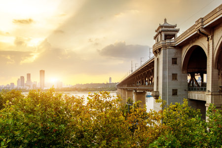 The Wuhan Yangtze River Bridge was opened to traffic in 1957 and is China's first Yangtze River bridge.の写真素材