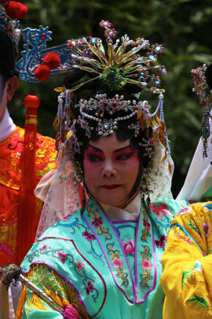 Guangzhou Ren Wei Temple with performance artistのeditorial素材