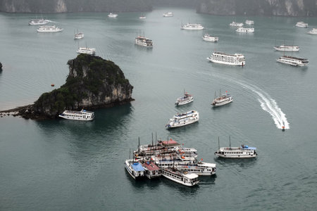 Boats at the Halong Bayのeditorial素材