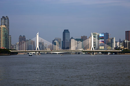 Guang Zhou haiyin bridgeのeditorial素材