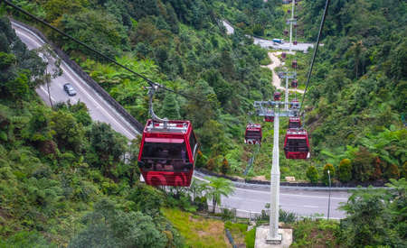 GENTING HIGHLAND, MALAYSIA - OCTOBER 3, 2019 : Awana Skyway cable car, one of Genting Highland's most popular attractions, providing a method of travel between Awana Station and SkyAvenue mallのeditorial素材
