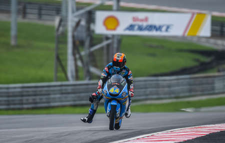 SEPANG, MALAYSIA - NOVEMBER 04, 2018 : Aron Canet of Spain and Estrella Galicia 0,0 in action Moto3 race during the MotoGP Of Malaysia at Sepang CircuitÊのeditorial素材