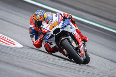 SEPANG, MALAYSIA - NOVEMBER 04, 2018 : Jack Miller of Australia and Alma Pramac Racing in action during the MotoGP race of the Malaysian Motorcycle Grand Prix at Sepang Circuit.のeditorial素材