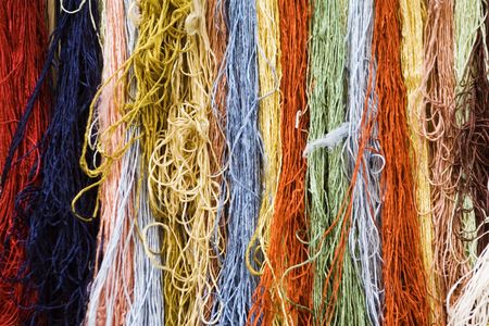 Colour strings prepared for a yarn
