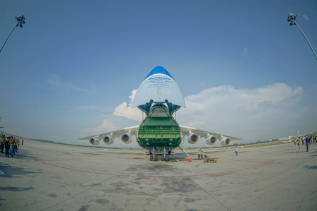 SEPANG, May 14 â Malaysia is lucky as once again it became the only Asean country to welcome the arrival of the worldâs largest aircraft, the Antonov An-225 Mriya, here, today.  The Ukrainian-designed cargo plane touched down at KL International Airpoのeditorial素材